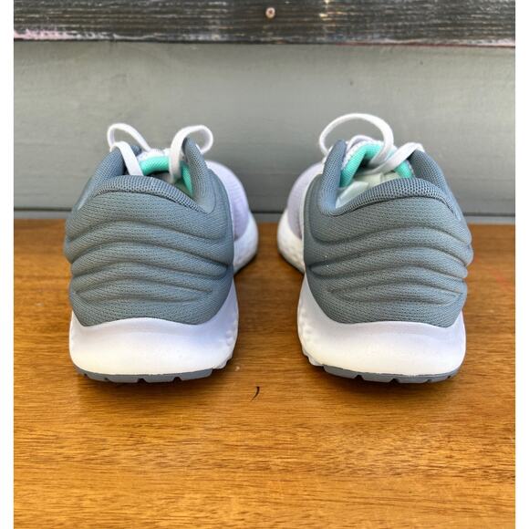 New Balance 520 v7 Women’s Running Shoes Gray Mint Size 8.5 Athletic - Picture 2 of 8